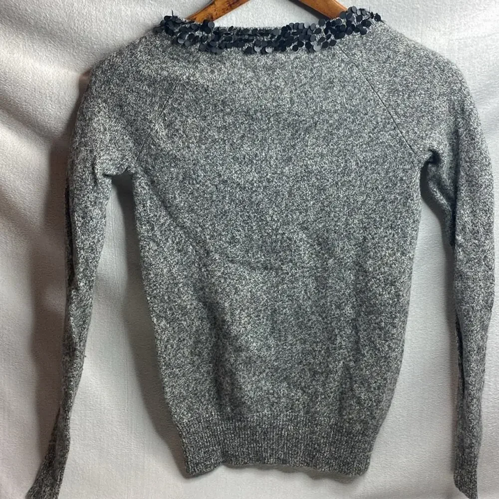 J. Crew  100% Lambs Wool gray sweater with black detailed neck line size xs